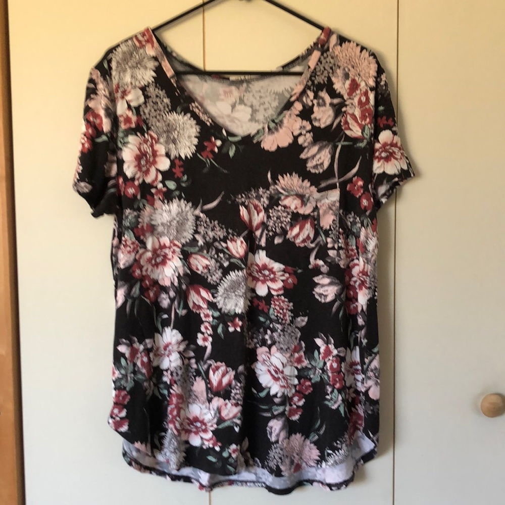Grace & Lace Perfect Pocket Tee